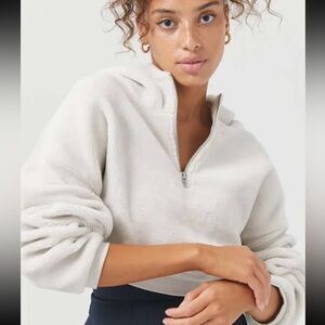 Urban Outfitters Bliss Fuzzy Fleece Cropped Hoodie Sweatshirt Creme